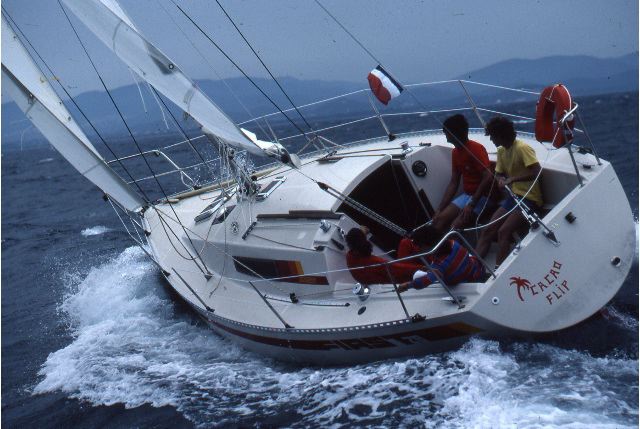 Beneteau First 28