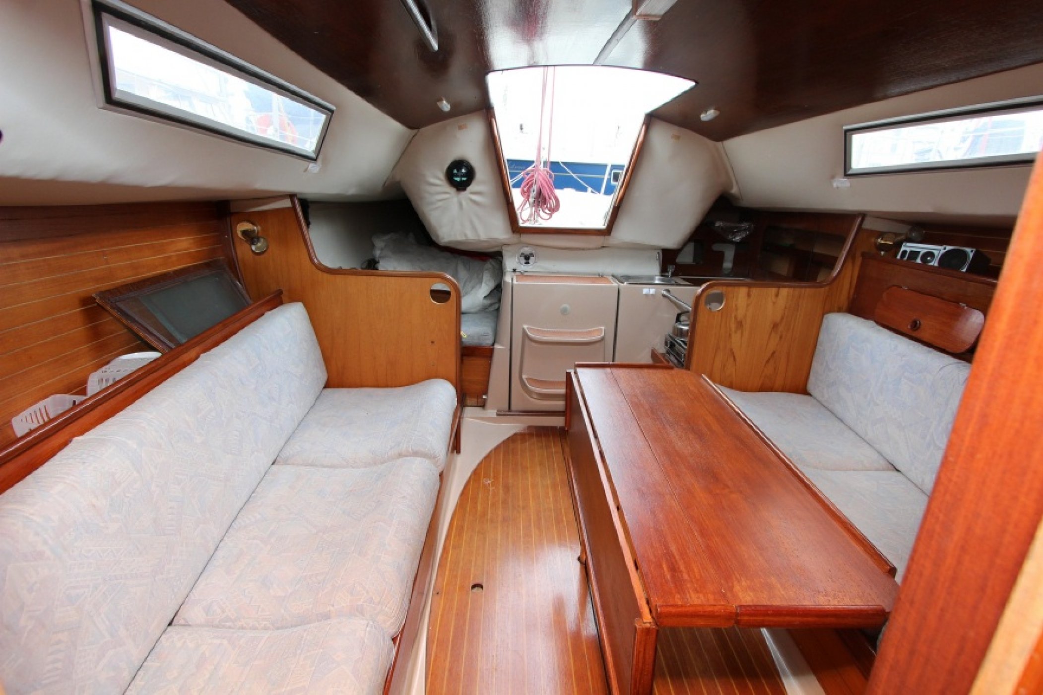 Innenbereich der Beneteau First 28