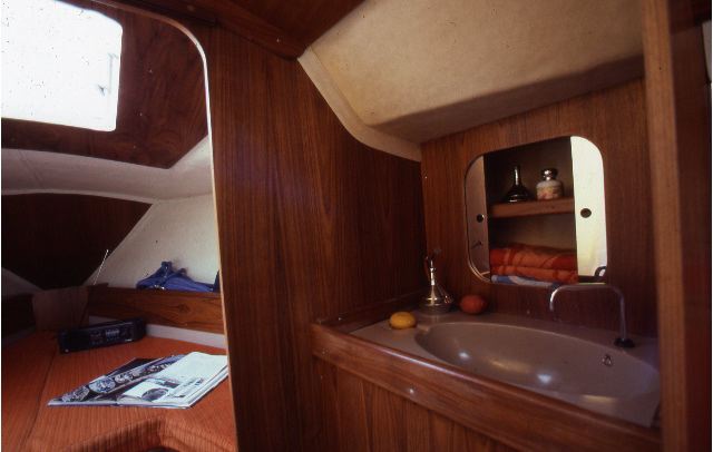 Innenbereich der Beneteau First 28