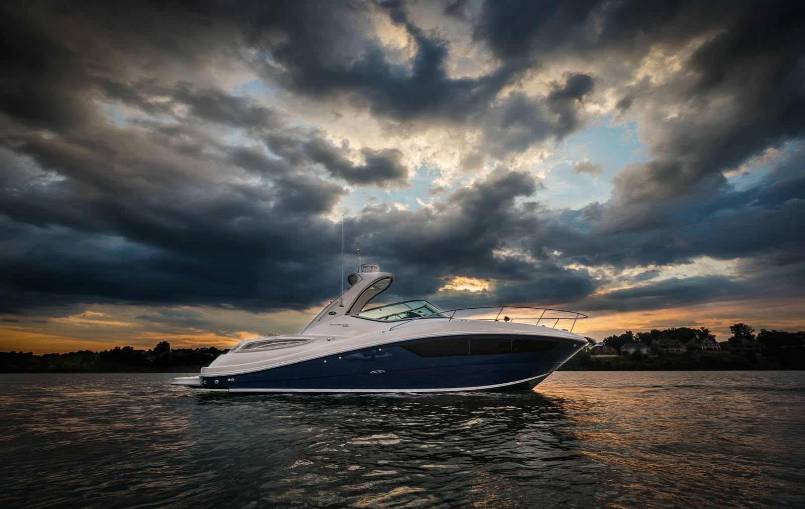 Sea Ray 330 Sundancer