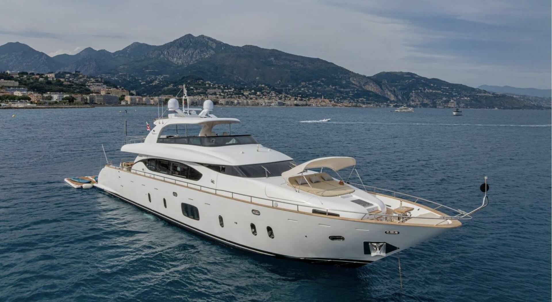 Maiora 90