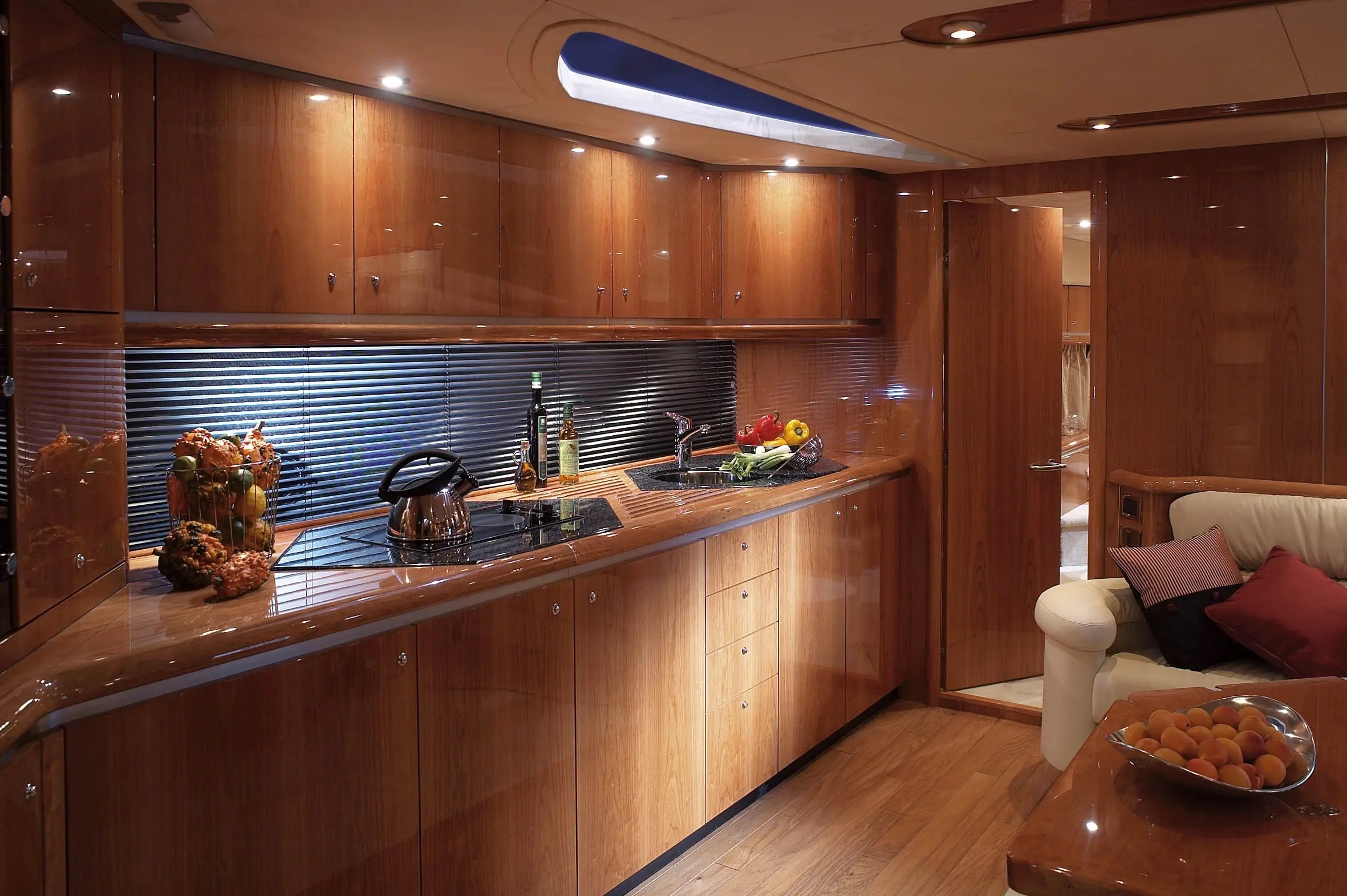 Sunseeker 68 Predator Interior