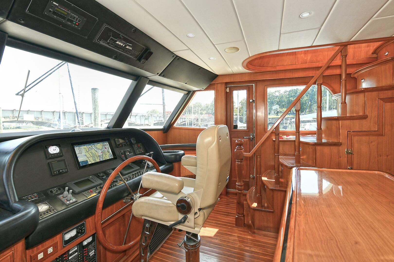 Intérieur du Grand Alskan 64 Flushdeck