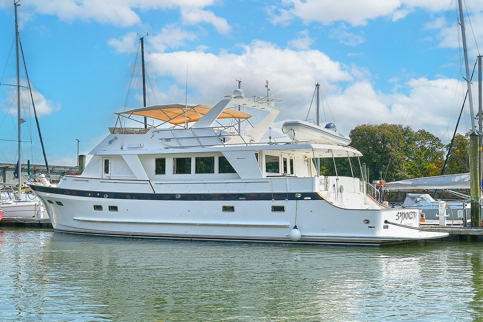 Extérieur du Grand Alskan 64 Flushdeck