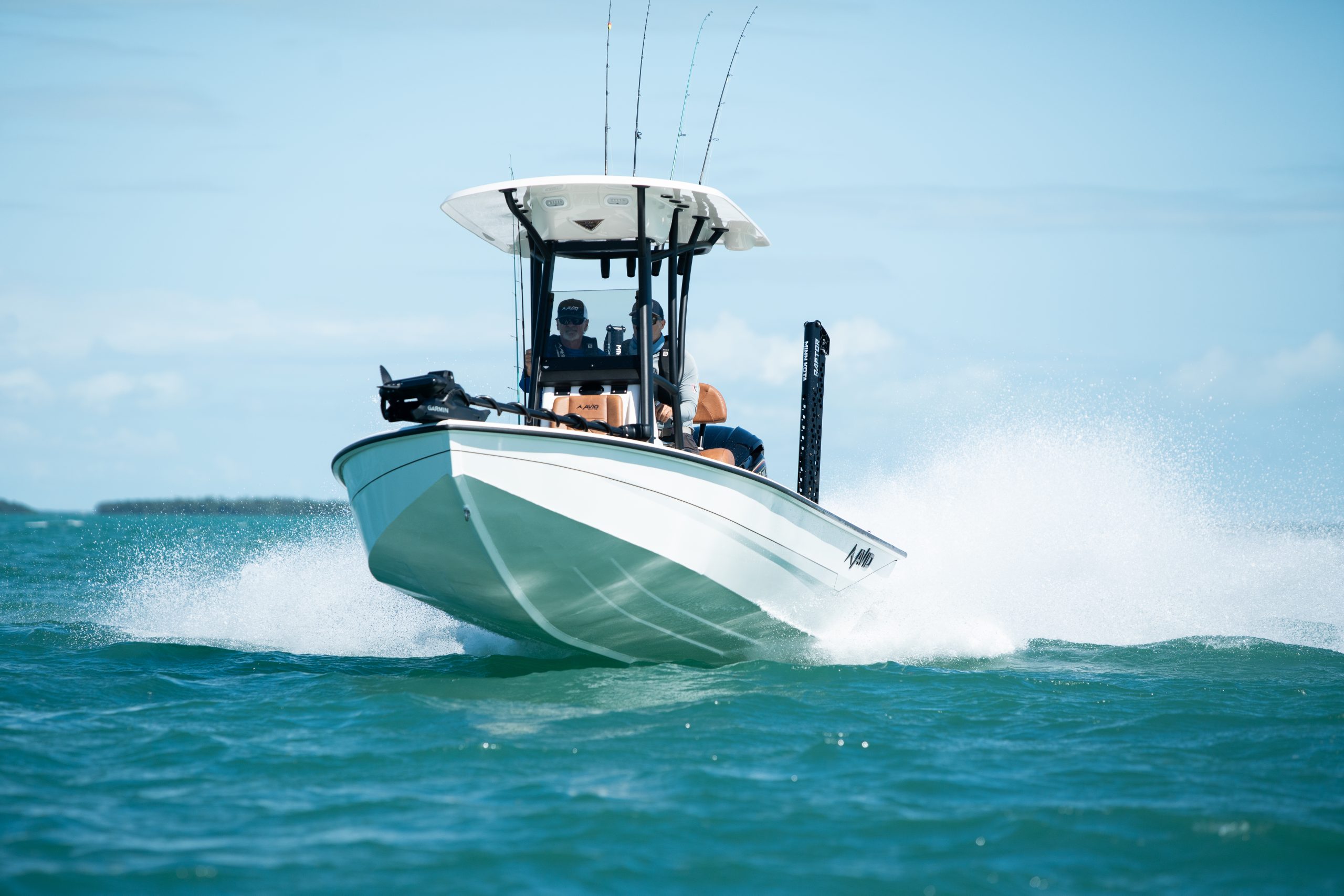 Avid Boats 23 MAG Interior