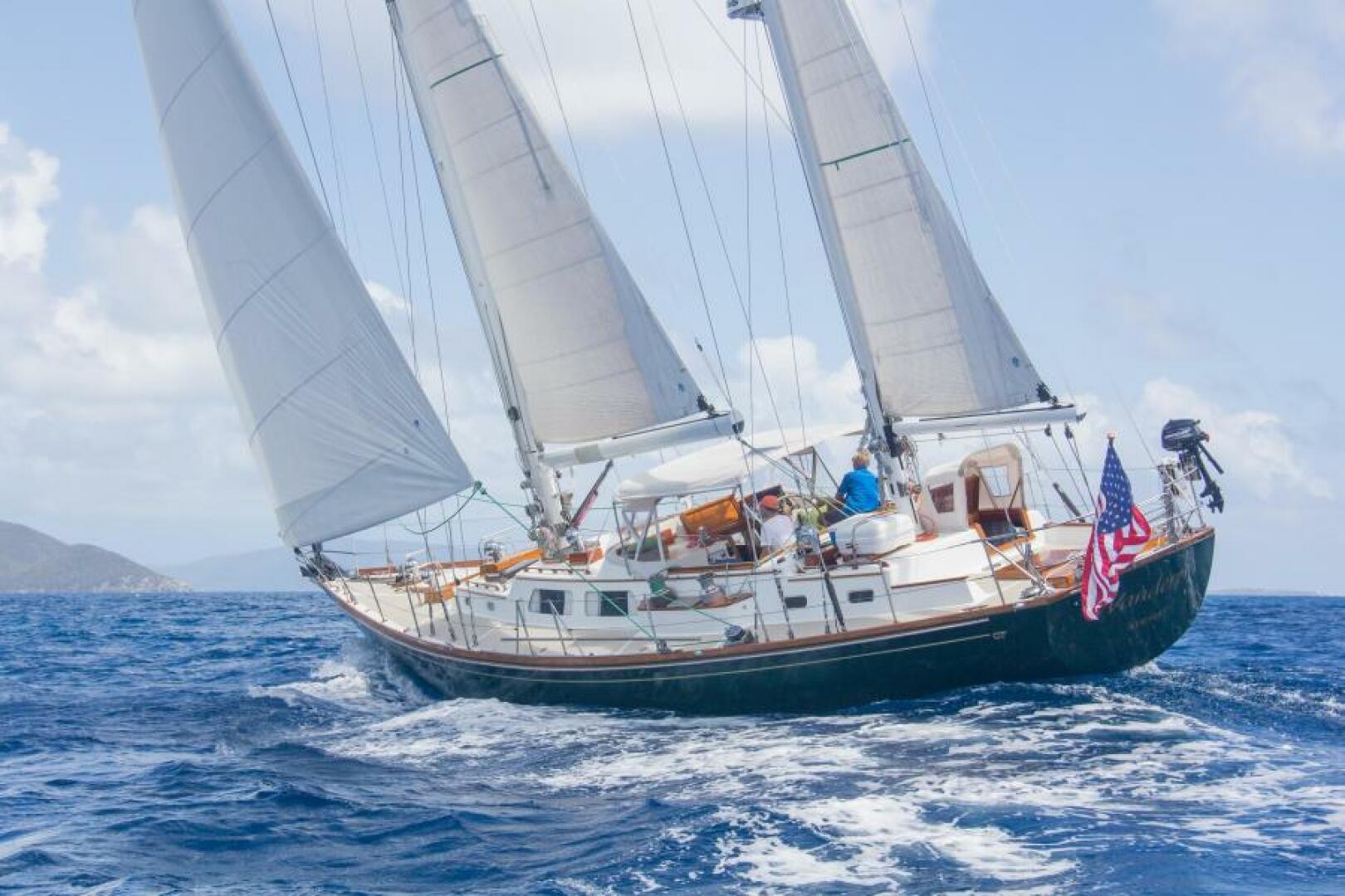 Hinckley Yachts Sou'wester 59 Exterior