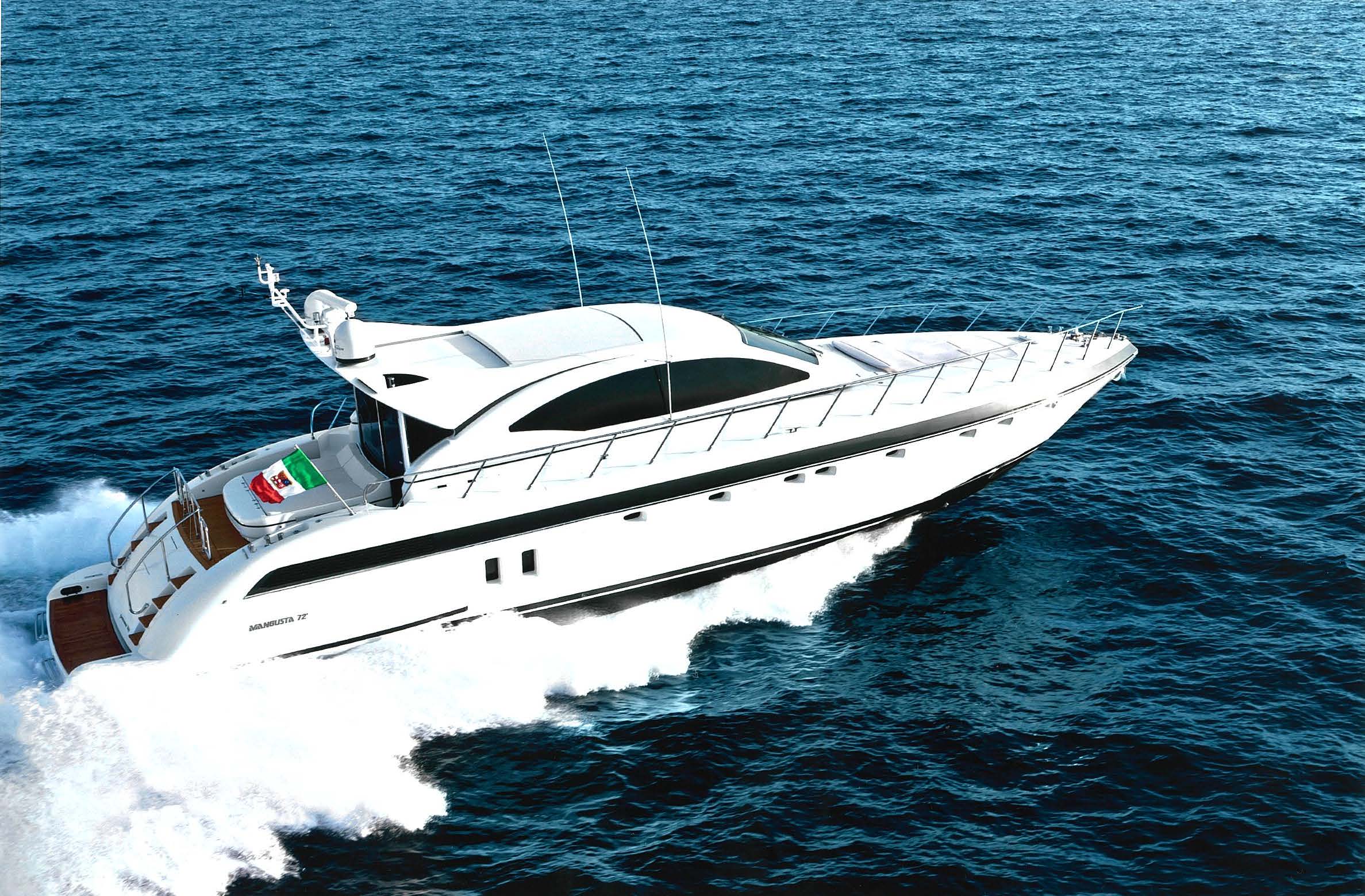 Mangusta 72