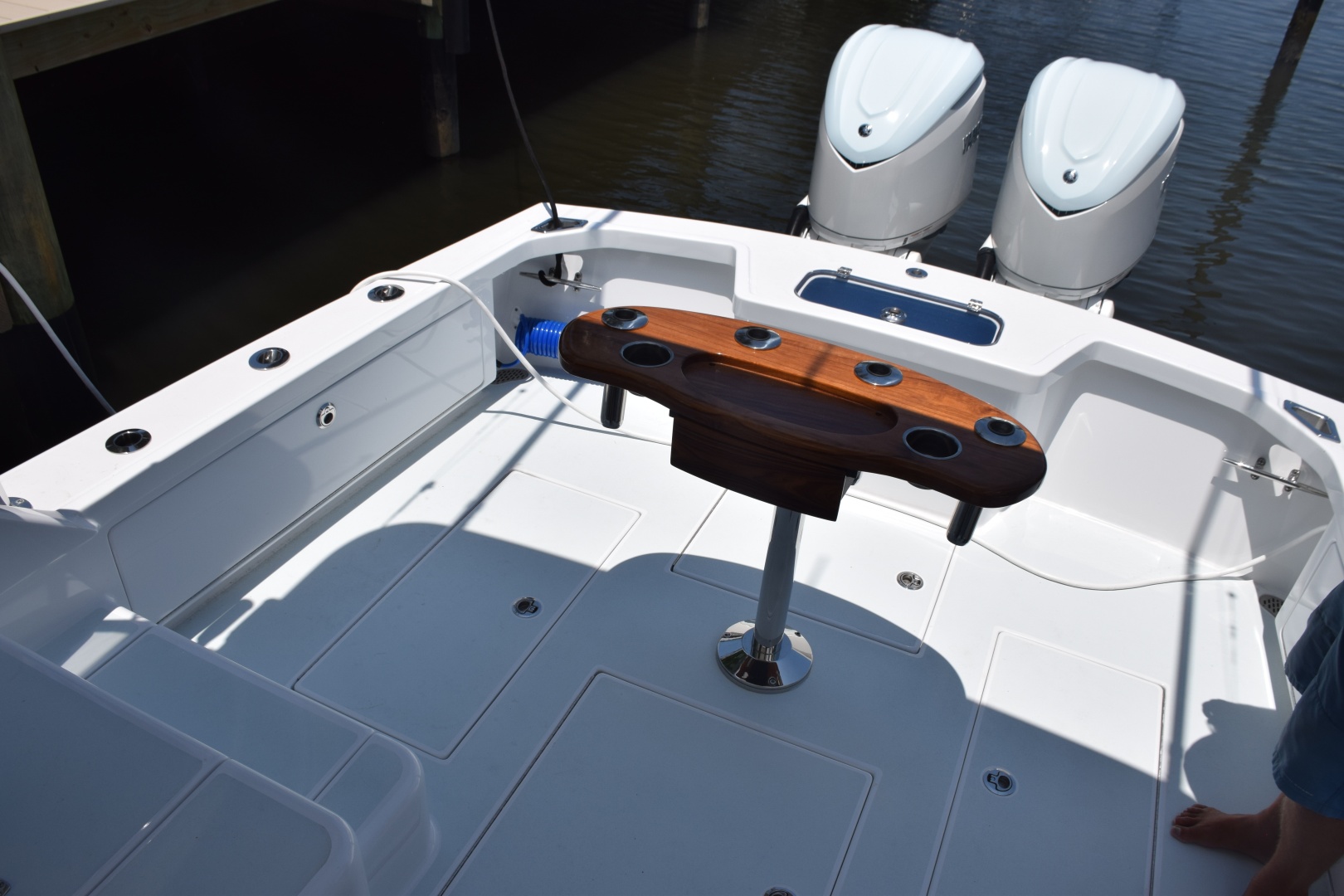 Außenbereich der Bertram 31 Express Cruiser