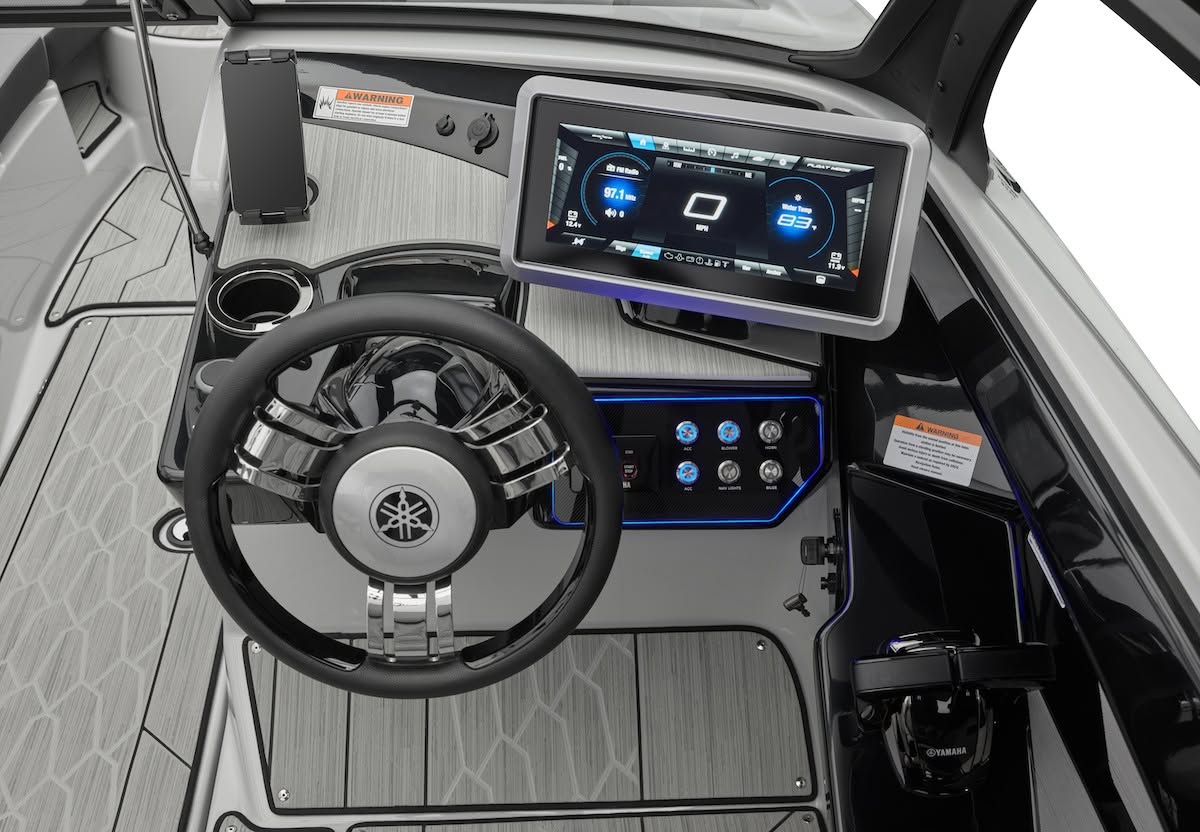 Interieur van de Yamaha 222XE