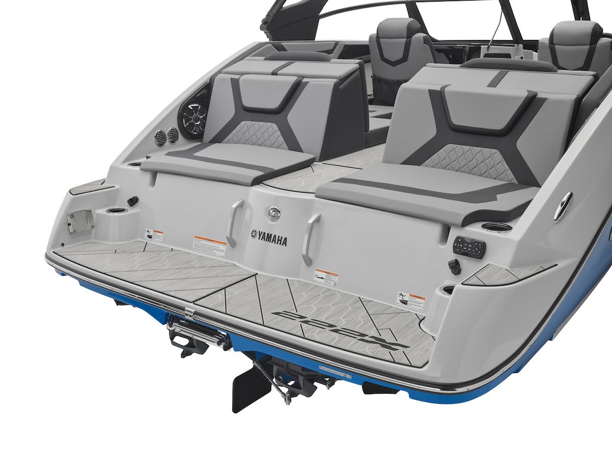 Exterieur van de Yamaha 222XE