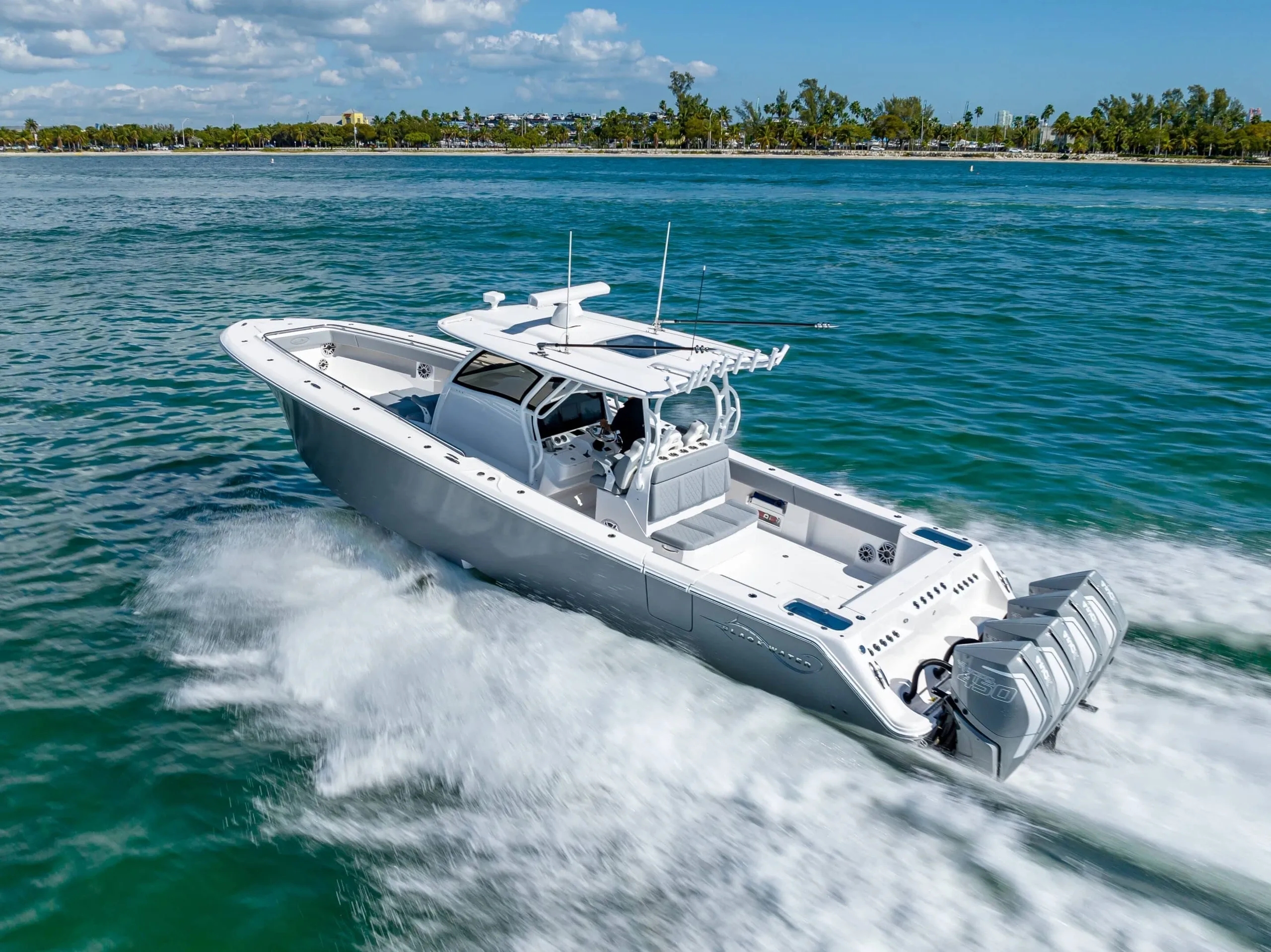 Blackwater Boats 41' Tournament Edition