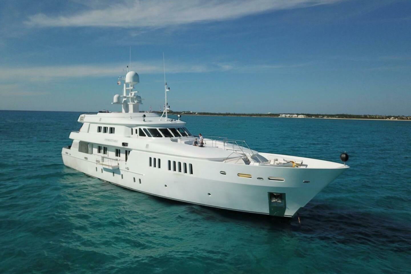Esterni del Royal Denship 137
