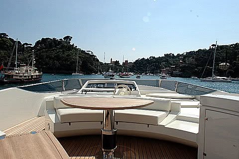 Interieur van de Riva 85 Opera