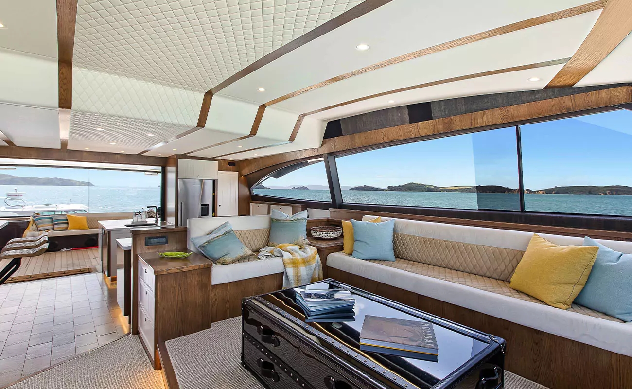 Valder 66 Power Cat Interior