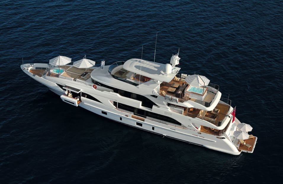 Benetti Classic Supreme 132