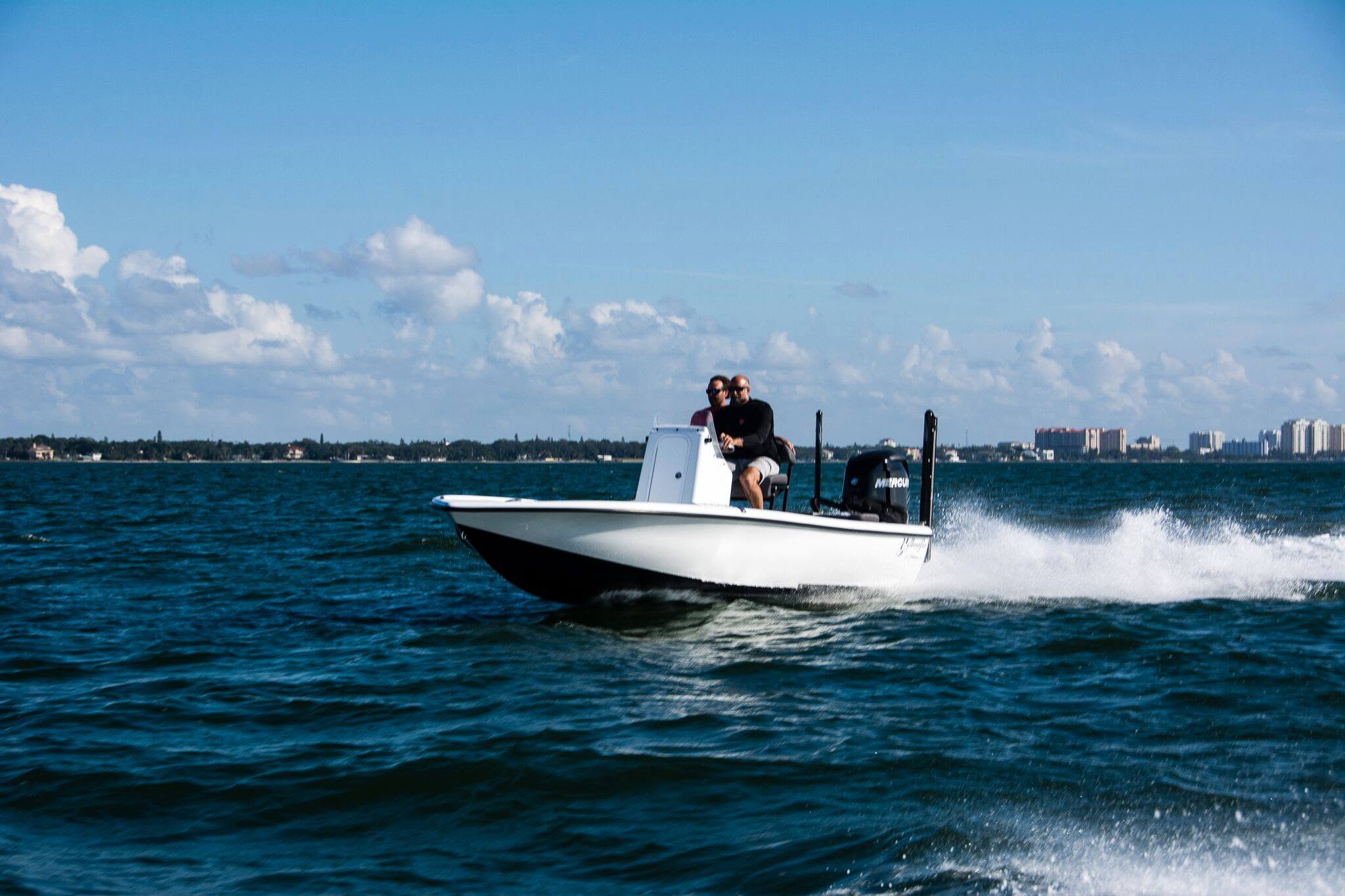 Yellowfin 21 Bay