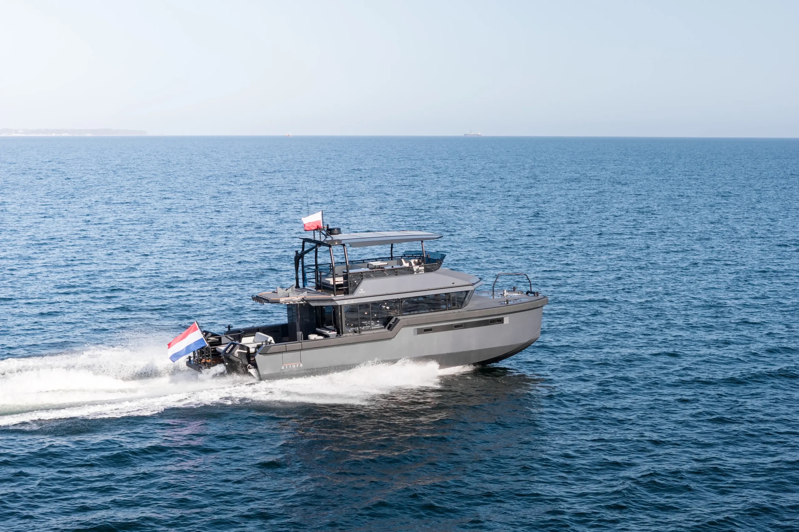 Außenbereich der Vandal Marine 50'