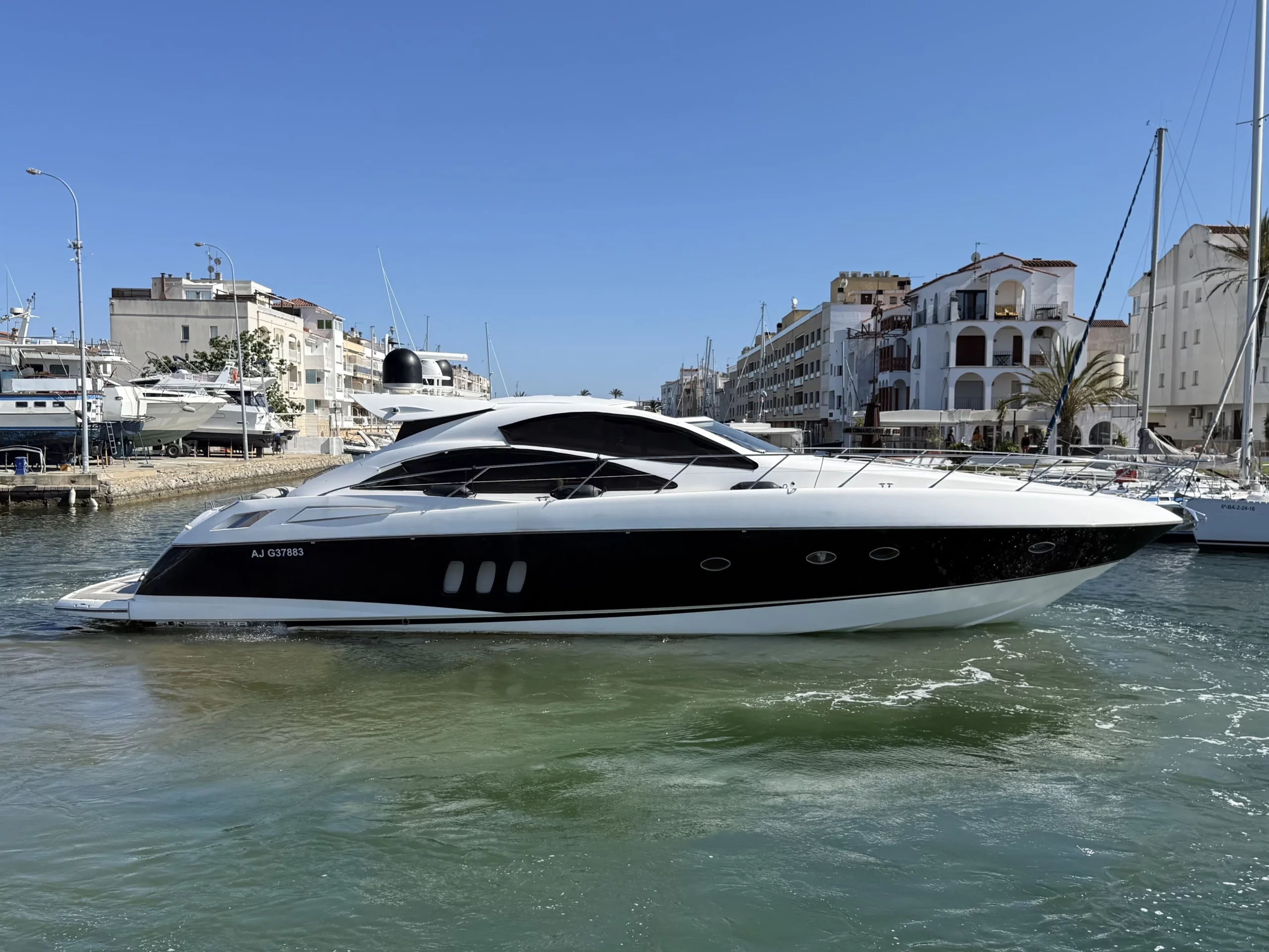 Sunseeker Predator 62