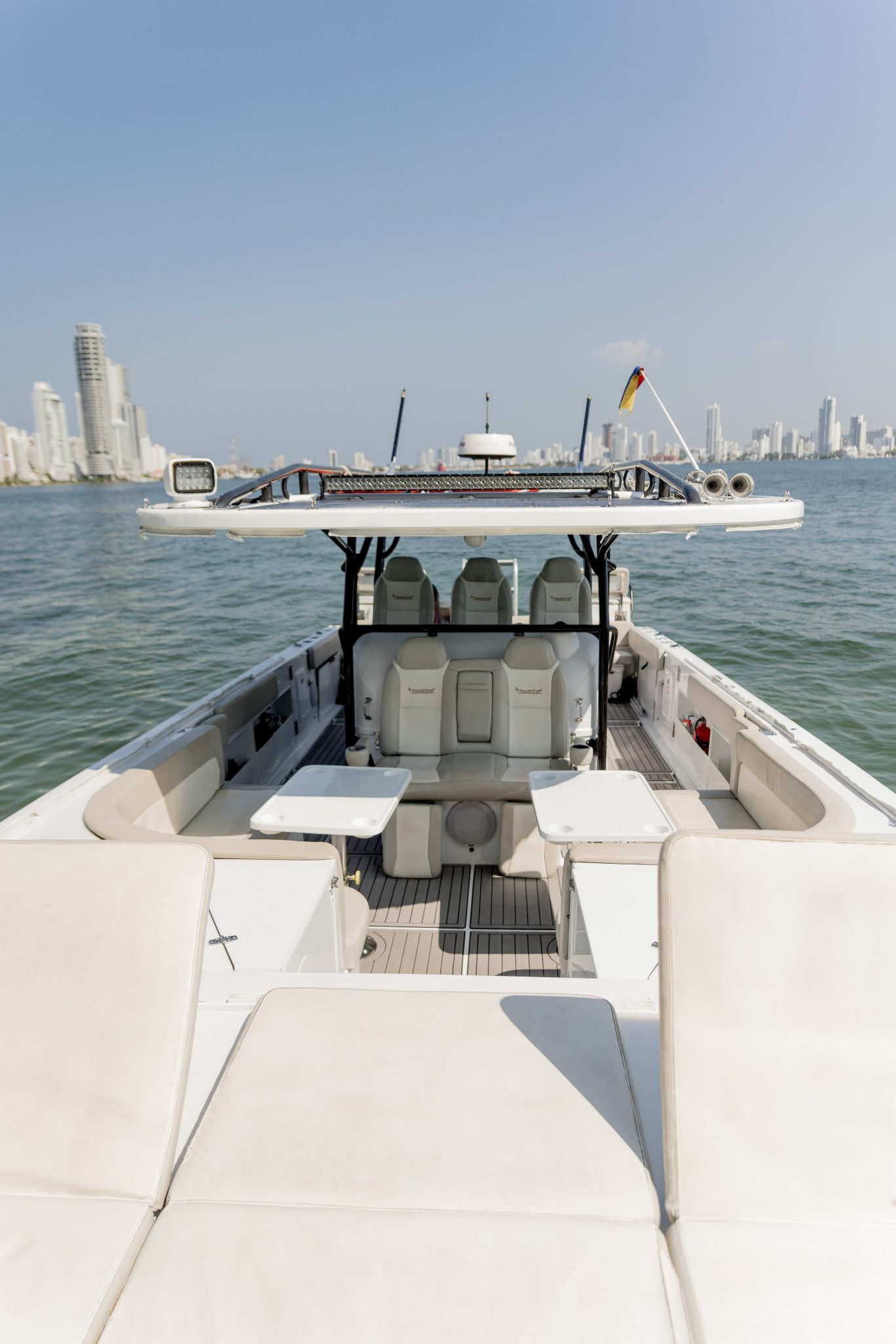 Intérieur du YachtCat 41