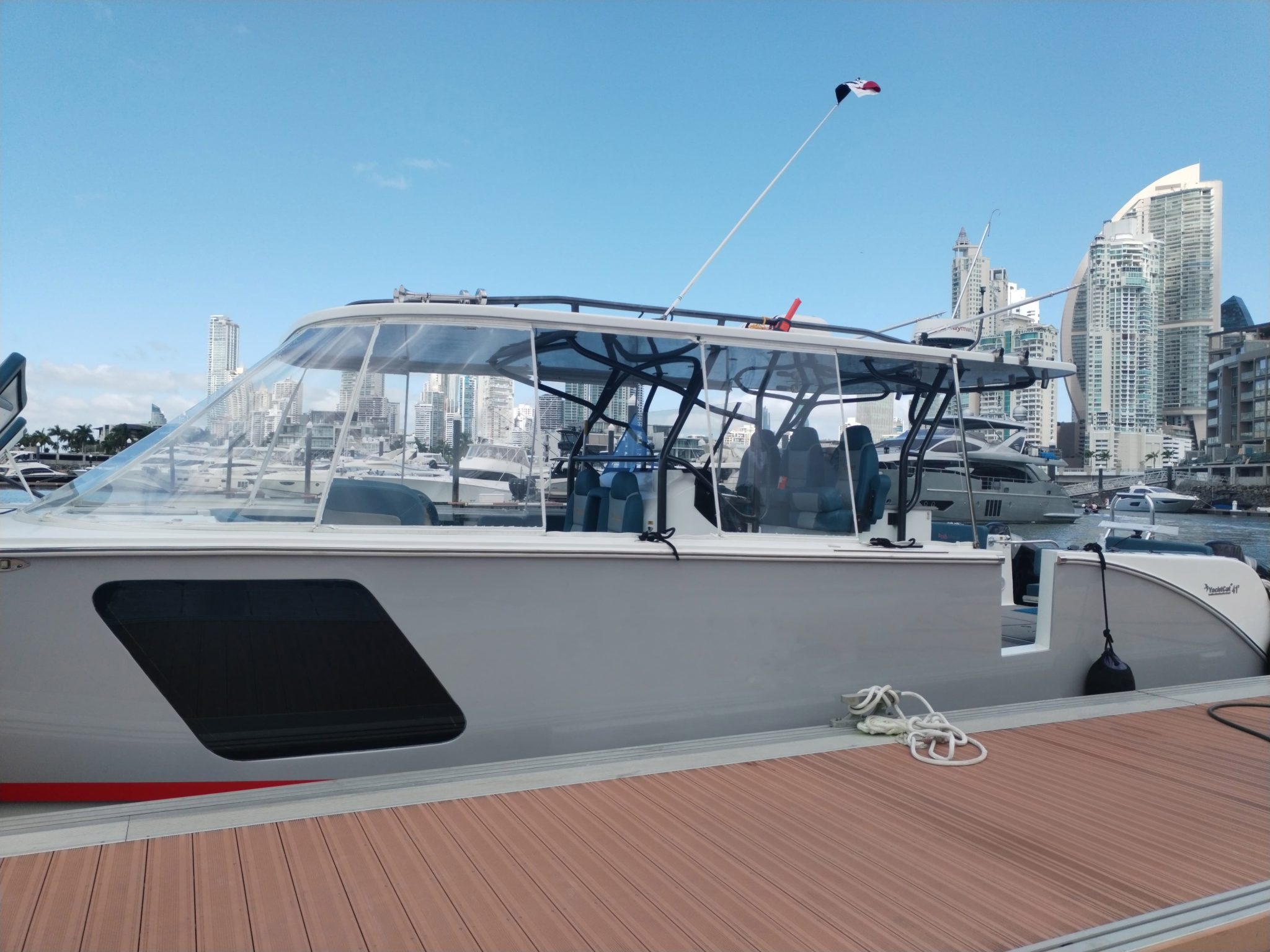 Extérieur du YachtCat 41