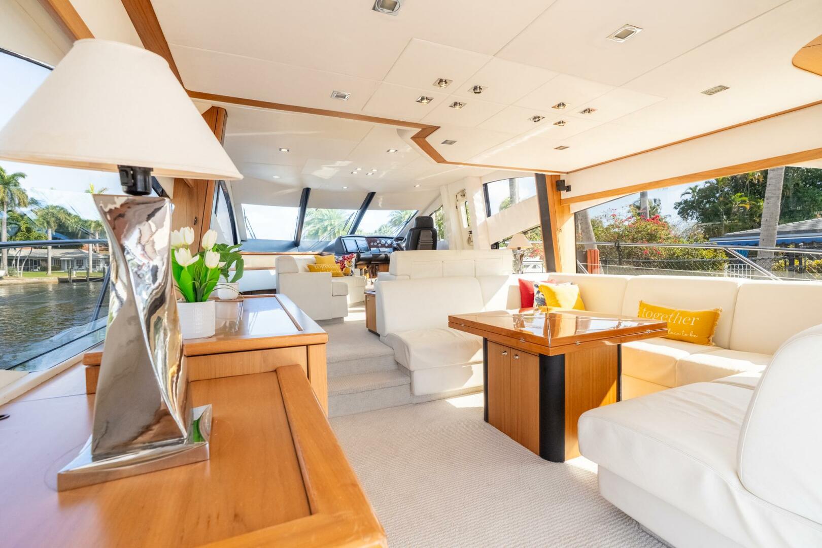 Sunseeker Manhattan 60 Interior