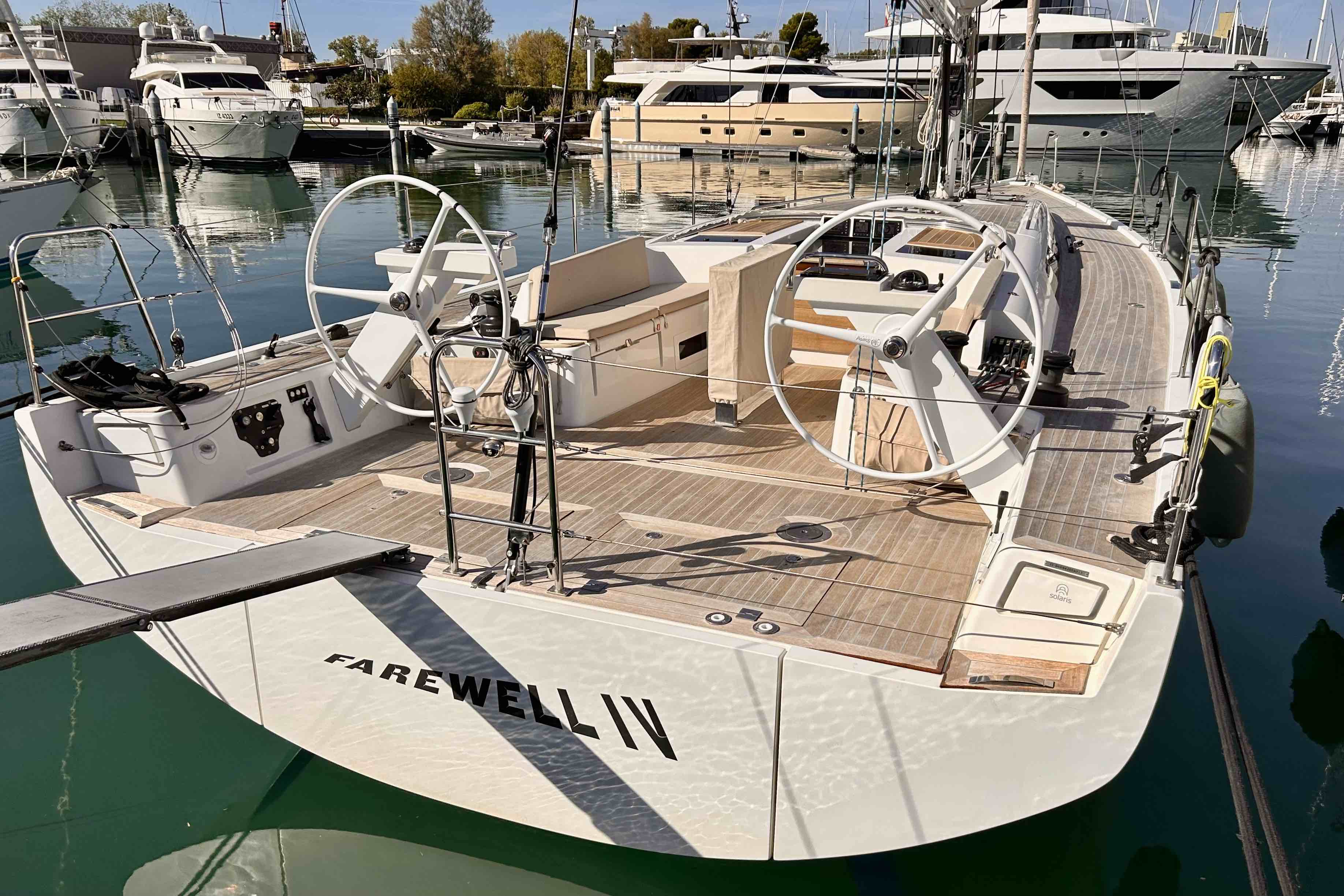 Solaris Yachts Solaris 44