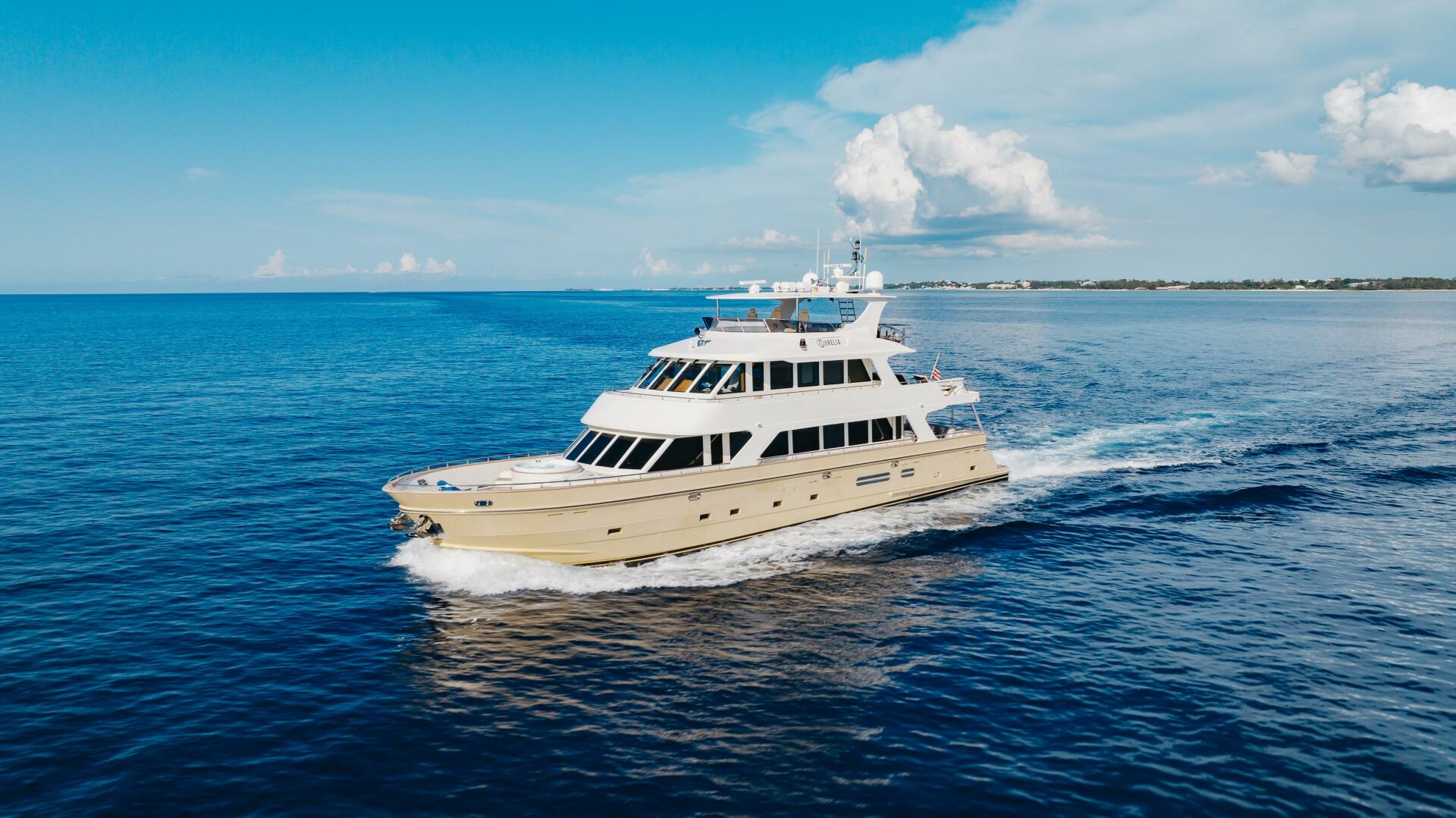 President Yachts 87 Tri-Deck Exterior