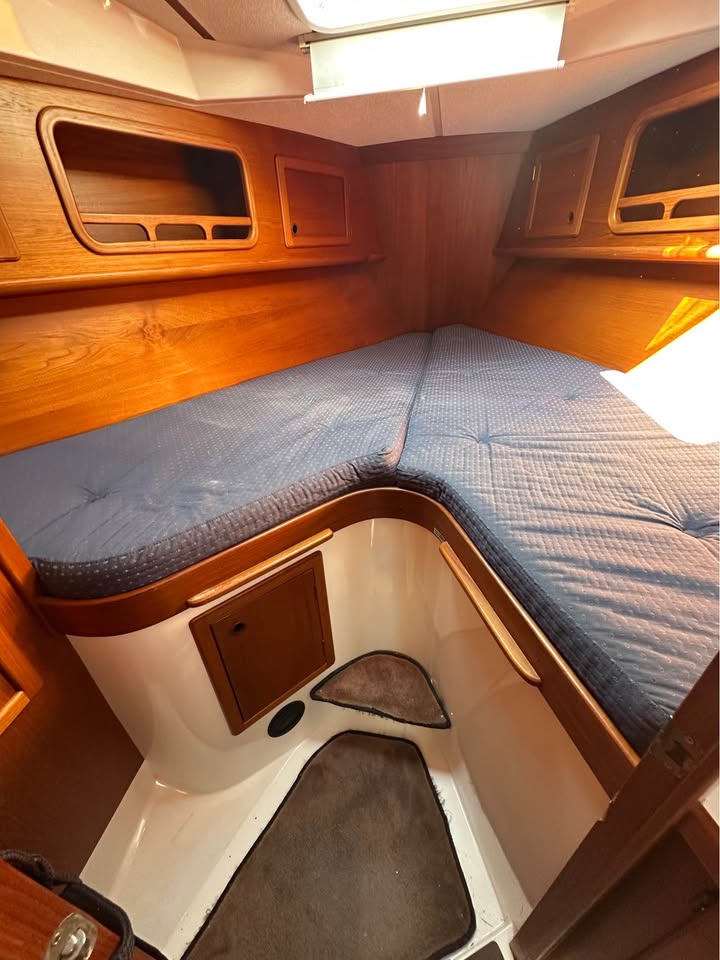 Interior del Nauticat 321