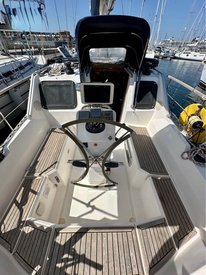 Exterior del Nauticat 321