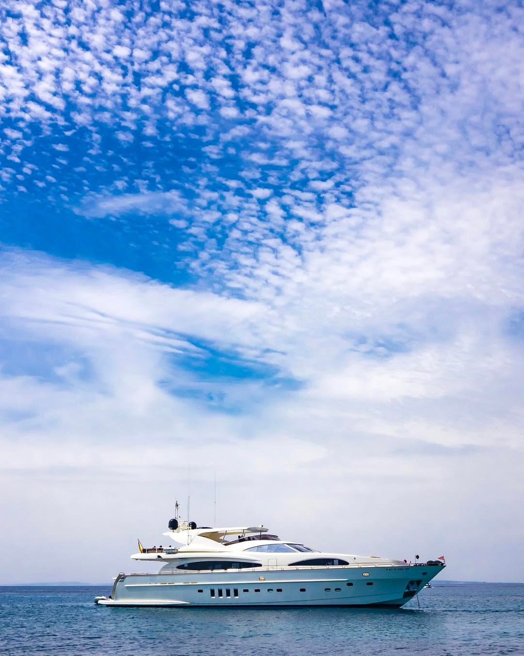 Astondoa 102 GLX