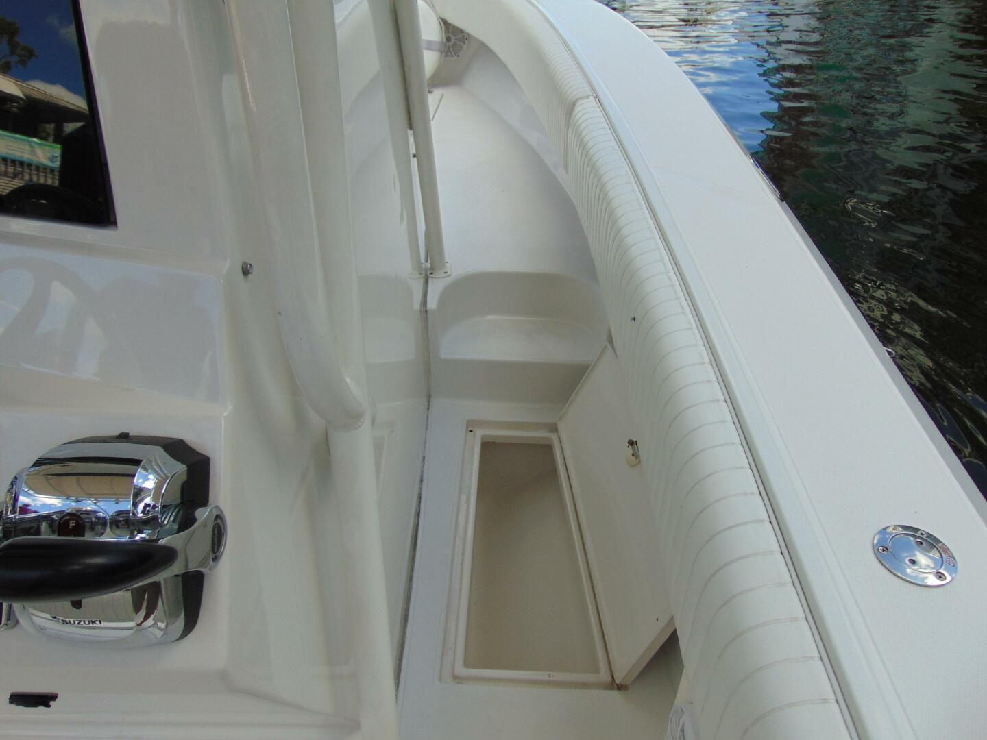 Innenbereich der Jupiter 27 Open